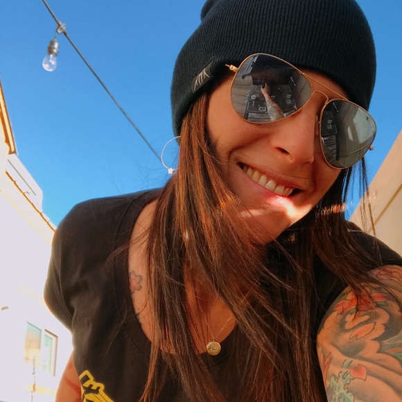 Meet your Posher, Amy - Picture 1 of 1